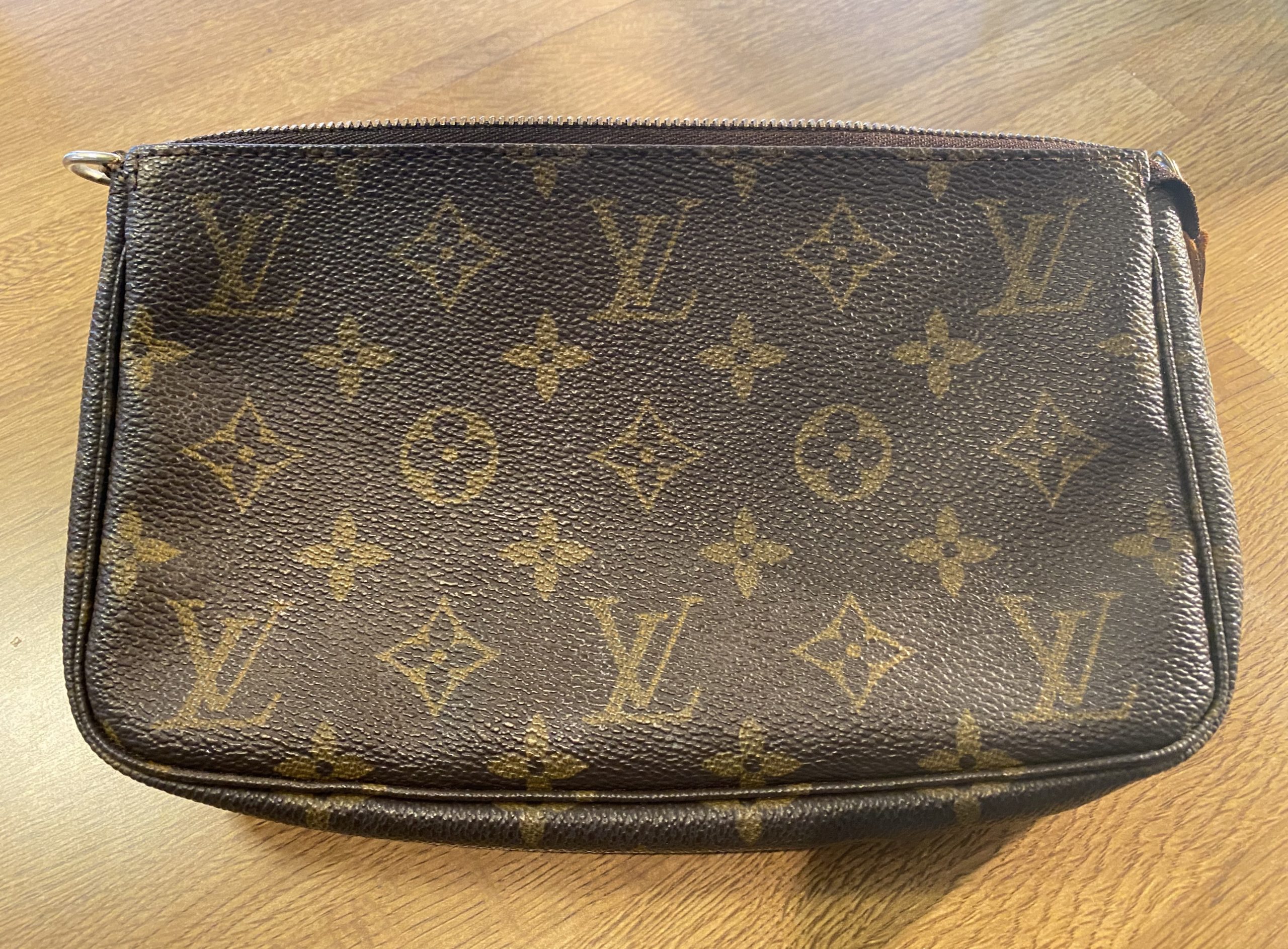 ルイヴィトン モノグラム アクセソワール ポーチ M51980をお買取
