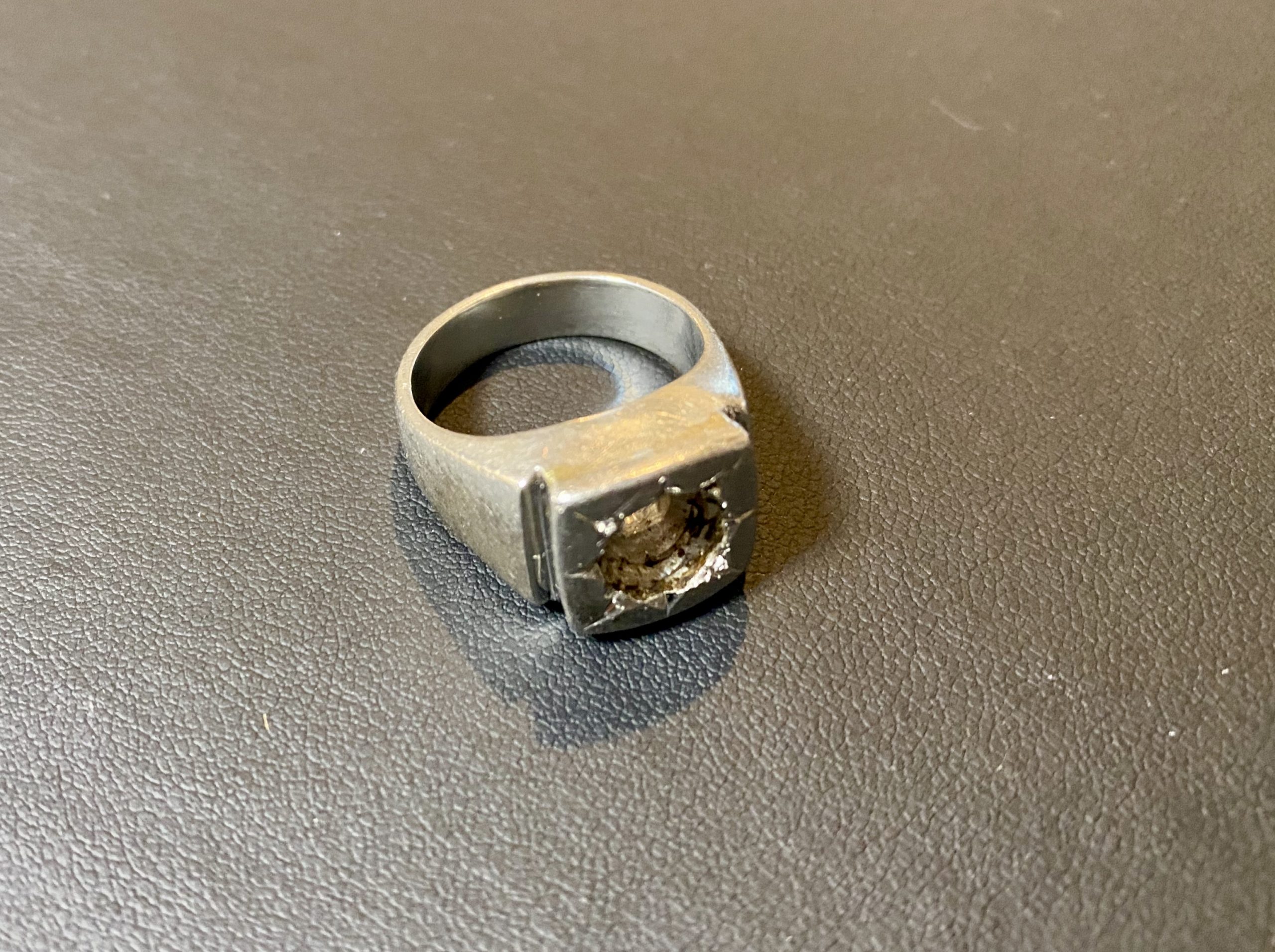 プラチナ(Pm刻印)ダイヤモンドの指輪,リングをお買取-所沢市,新所沢 