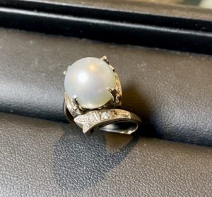 Pt900 プラチナのパールリング(真珠の指輪)をお買取