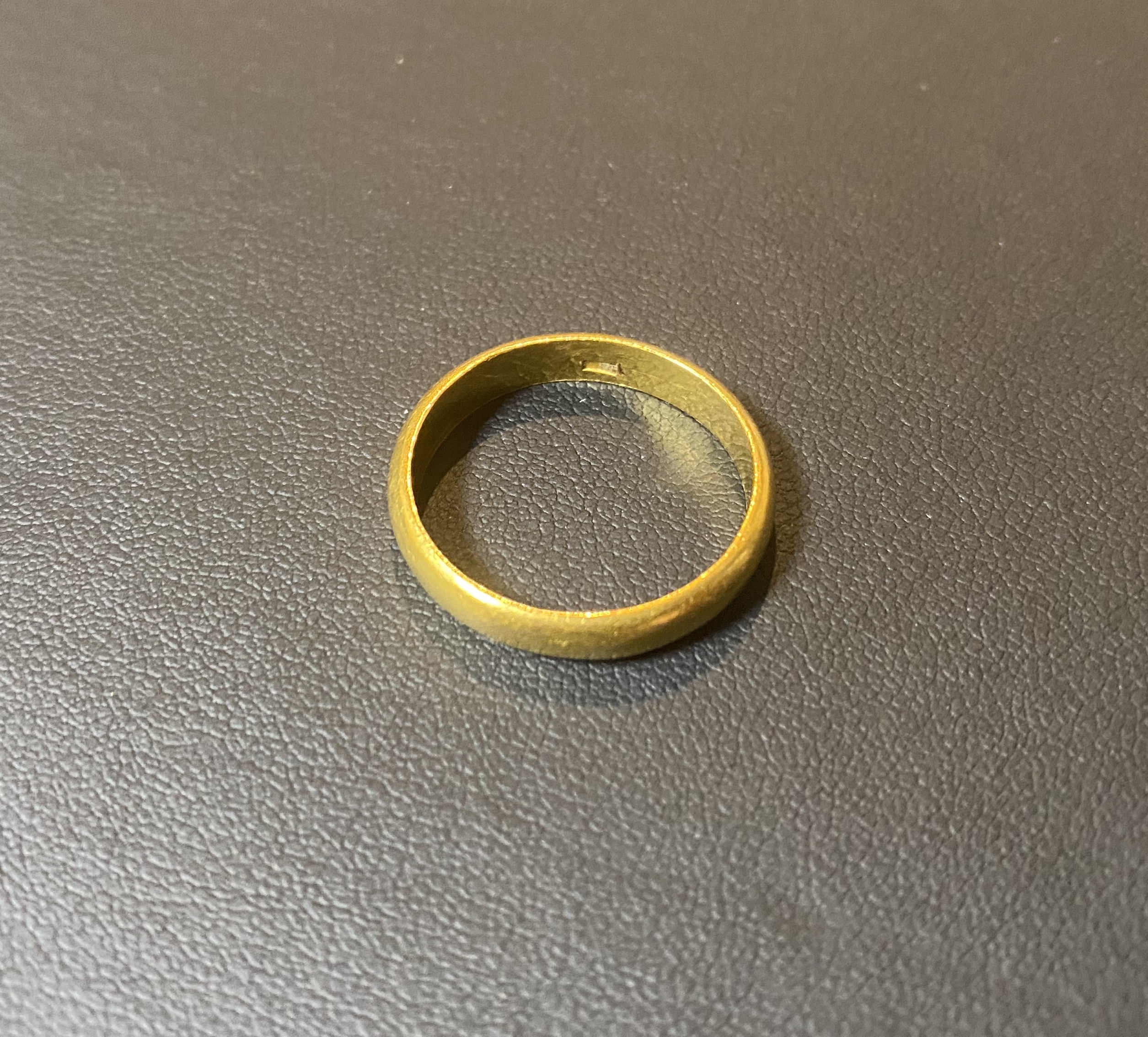 純金(K24,24)甲丸のリング,指輪をお買取！価格の相場は？