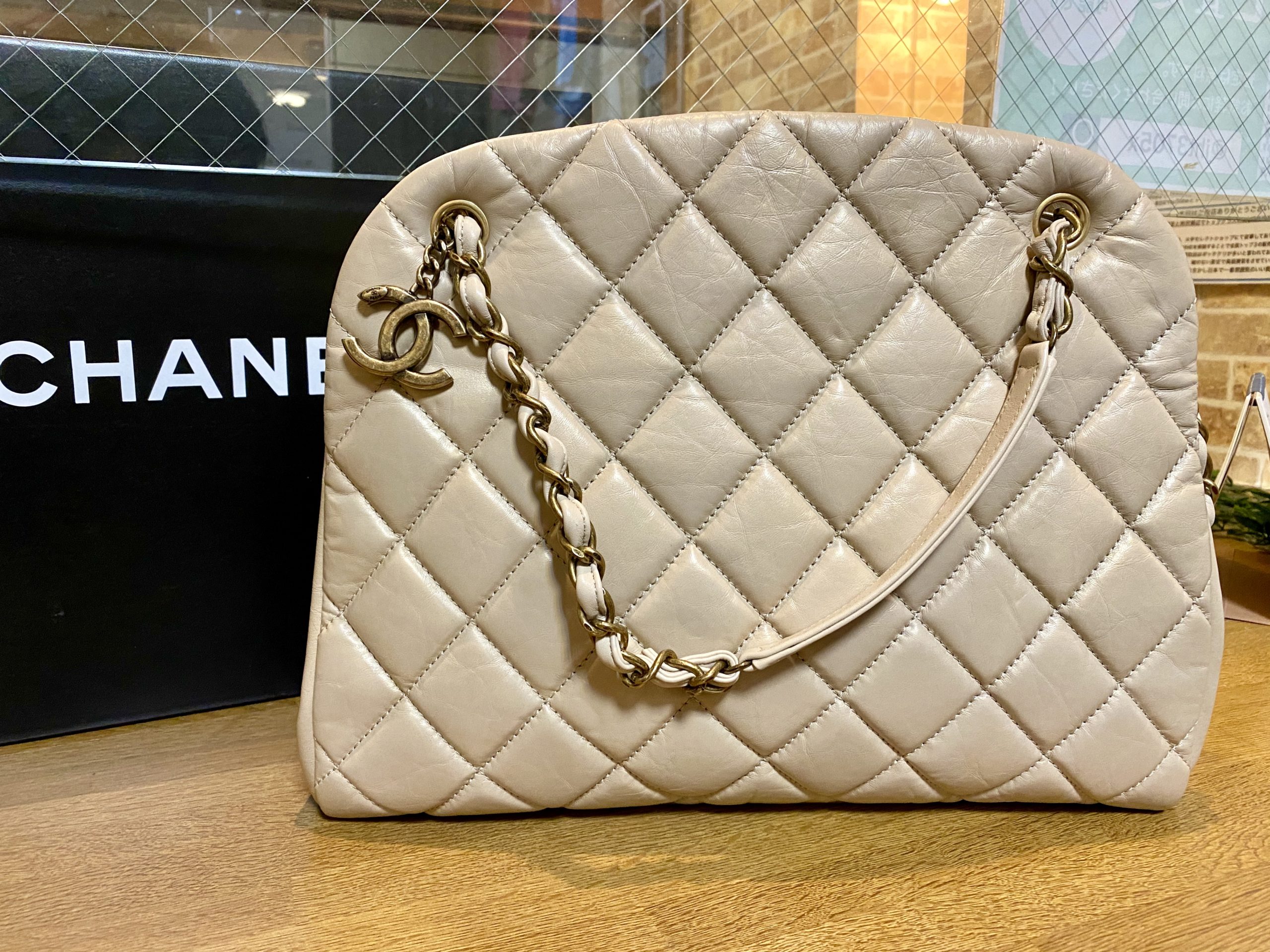 激レア CHANEL シャネル ヴィンテージ 内側逆ココ マトラッセ チェーン - レディースファッション