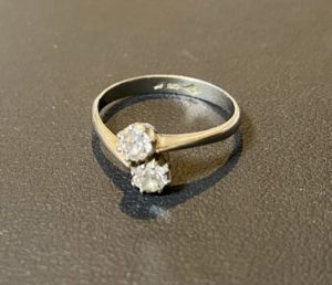 プラチナ(Pm刻印)ダイヤモンドの指輪,リングをお買取させていただきました。