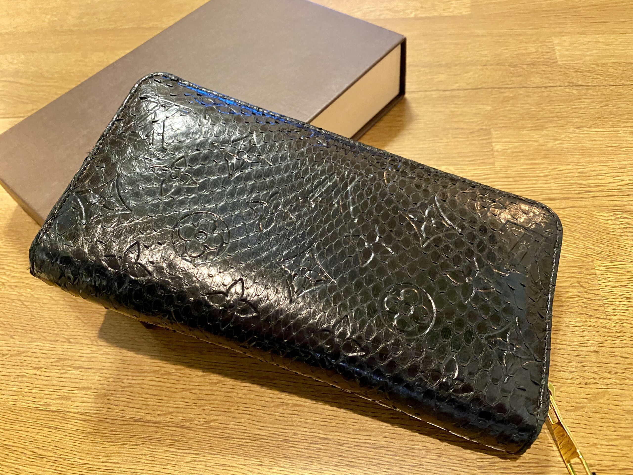 新品・未使用品）ルイ ヴィトン LOUIS VUITTON リザード パイソン