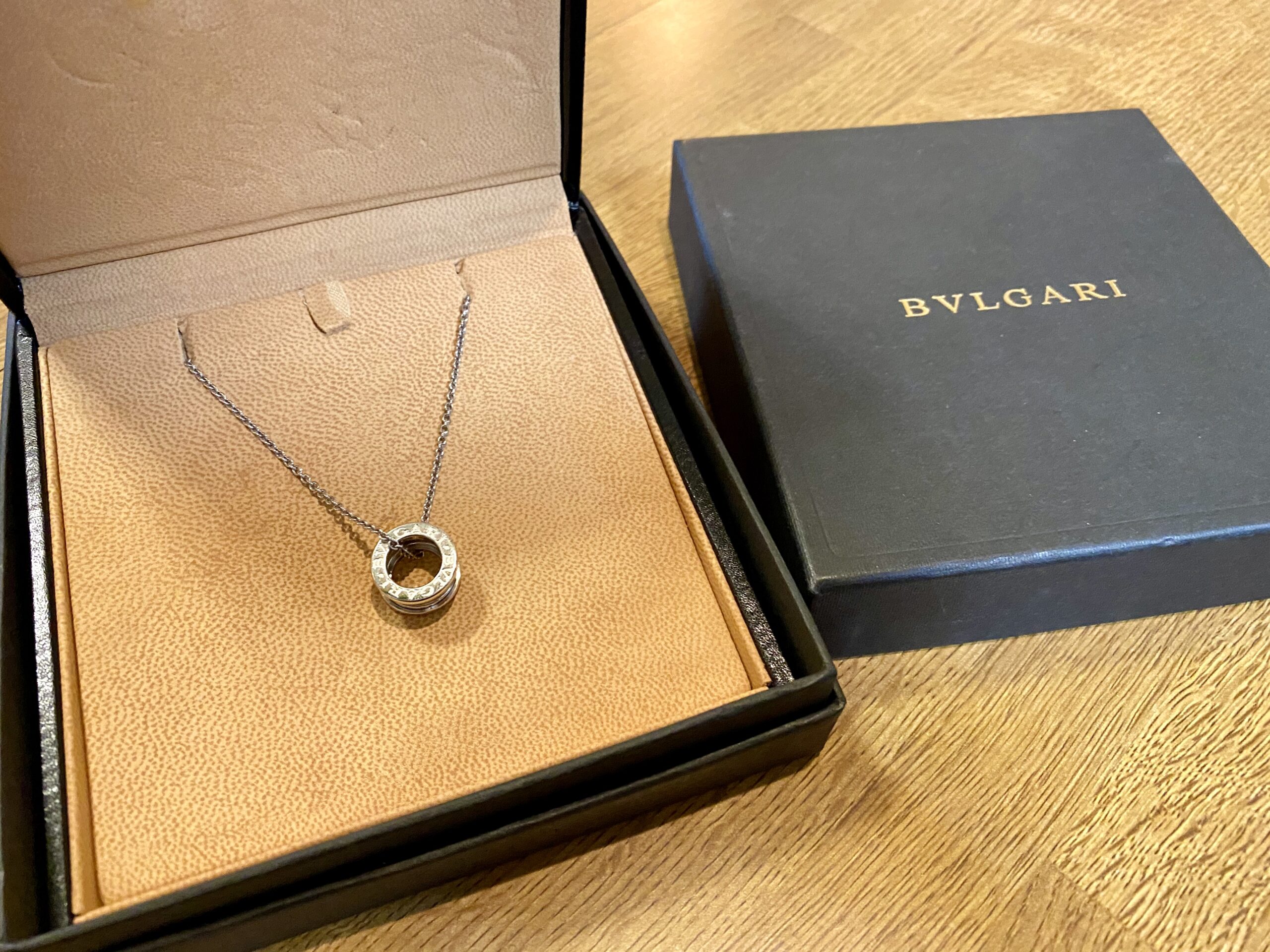ブルガリ ビーゼロワン ネックレス WGをお買取！価格の相場は？