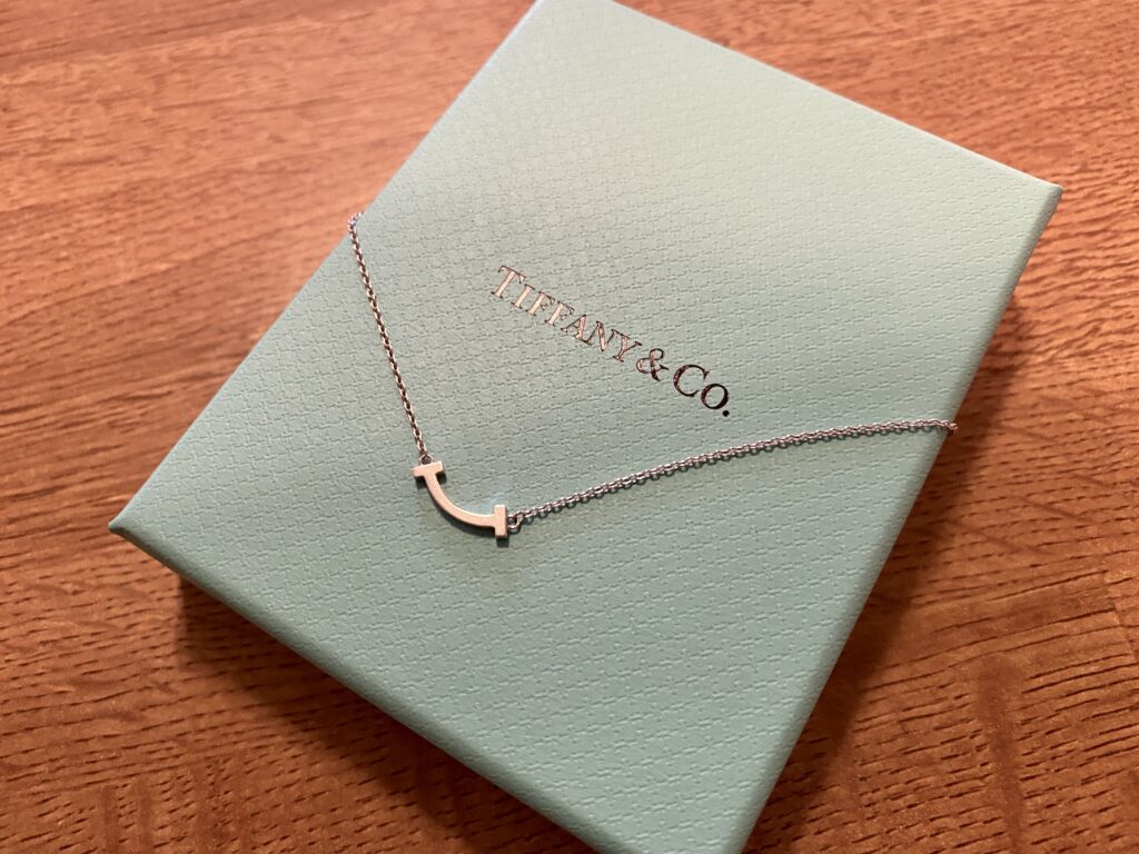 Tiffany ティファニー tスマイル ネックレス ダイヤ 値引き 定価19万