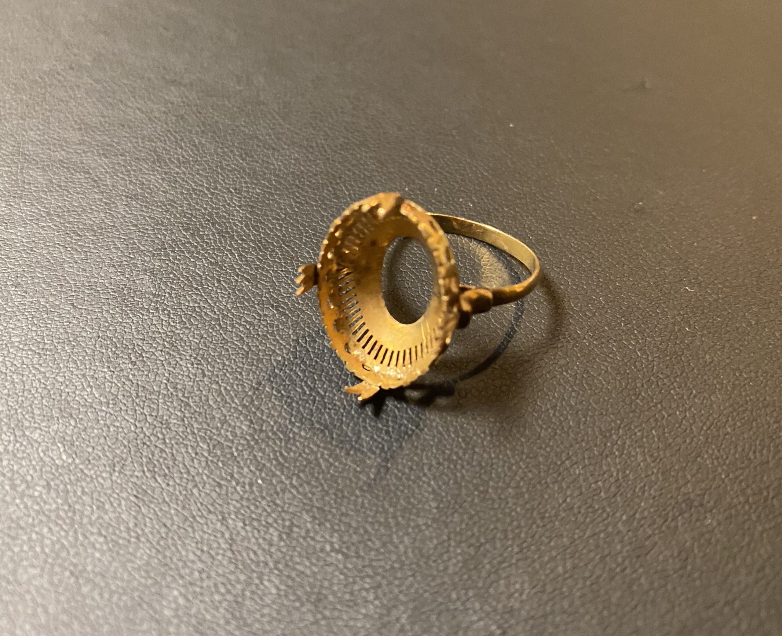 金(K14,14金)壊れた指輪,リングをお買取！価格の相場は？