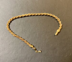 純金(K24,24金)のブレスレットをお買取!価格の相場は?