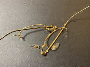 金(K18,18K)メガネフレームをお買取!価格の相場は?