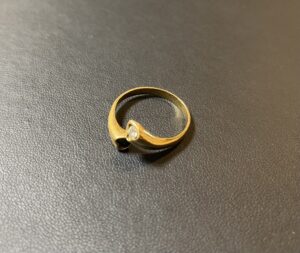 ダイヤモンドの指輪,リング 金(K18,18金)をお買取!価格の相場は?