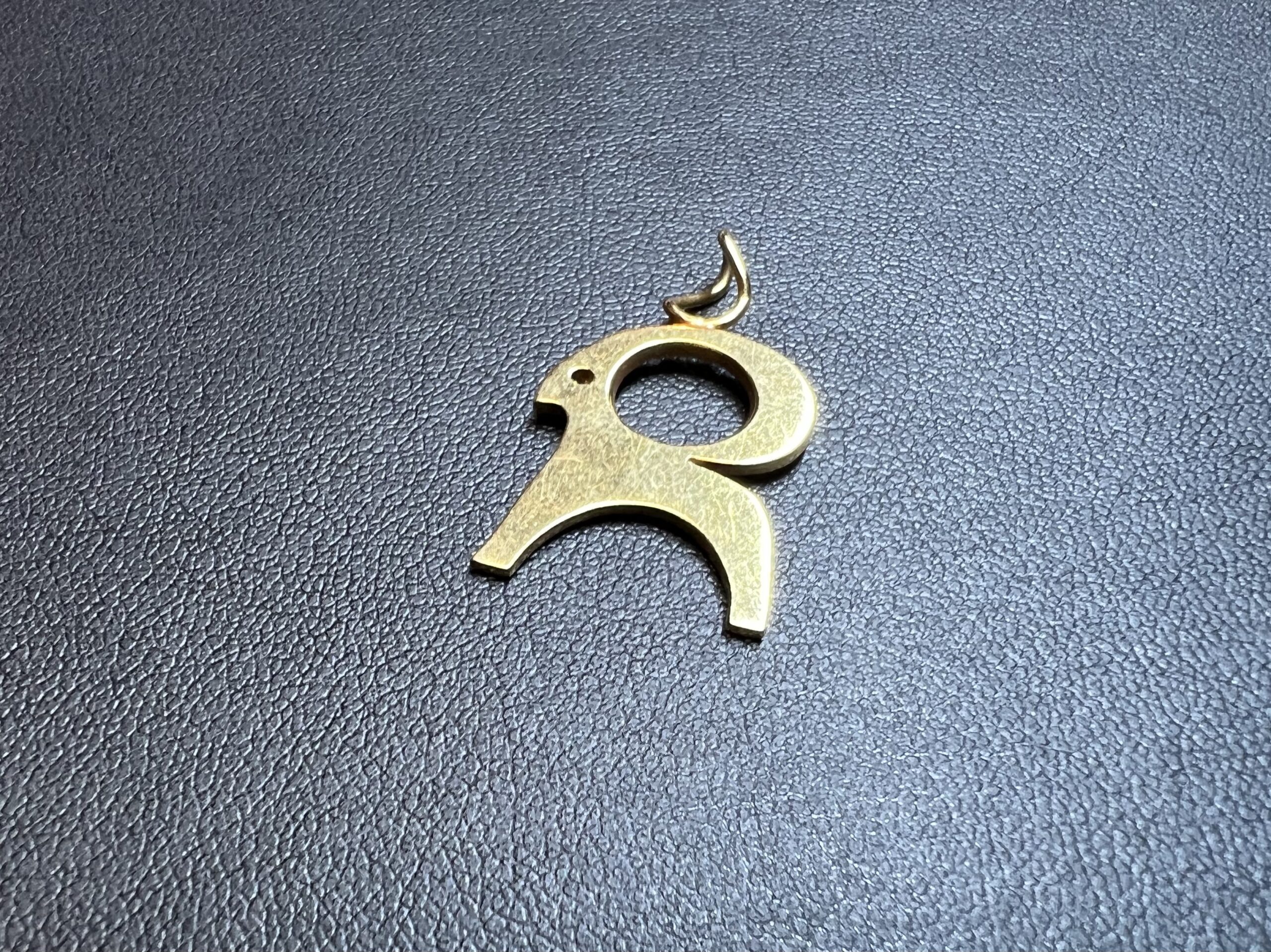 金(K18,18金)ペンダントトップ ヤギモチーフをお買取！価格相場は？