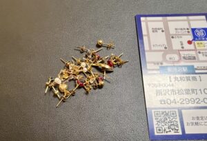 18金ピアス (750,K18)をお買取！価格の相場は？