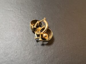 壊れた金イヤリング・片側だけの金イヤリングをお買取！価格相場は？