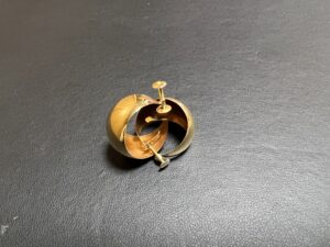 金イヤリング(18金,K18)をお買取！価格の相場は？