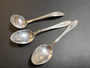 シルバースプーン(銀,SV925)をお買取！価格相場は？