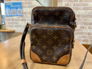 ショルダーストラップが切れてしまったルイヴィトン アマゾン モノグラム M45236をお買取！価格相場は