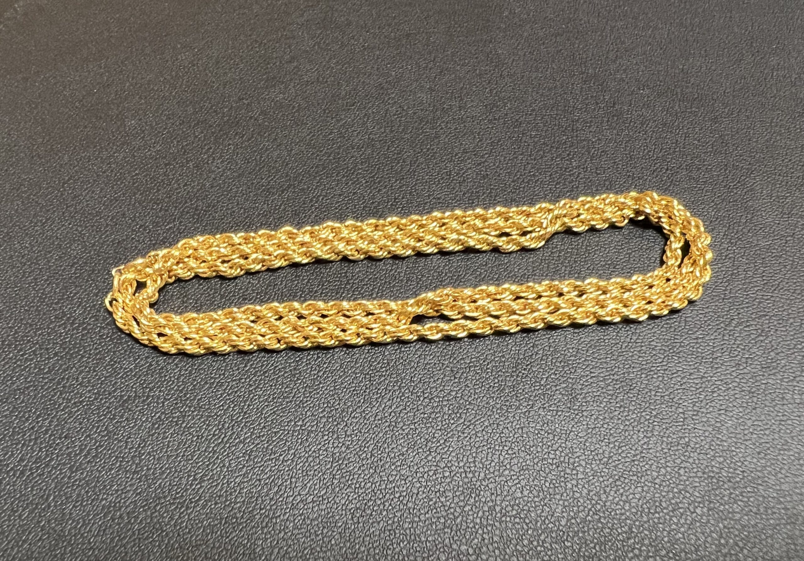 純金ネックレス (K24,24金)をお買取！価格相場は？