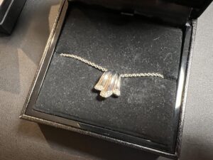 ピアジェ(Piaget) マジックガーデン ダイヤネックレス K18WGを買取！価格相場は？