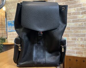 ルイヴィトン タイガラマ バックパック M30417をお買取！価格相場は？