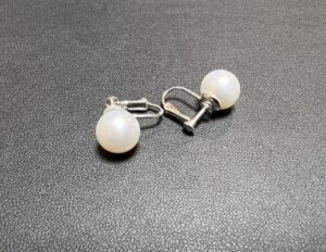 真珠(パール)イヤリング プラチナ(Pt900)をお買取！価格相場は？