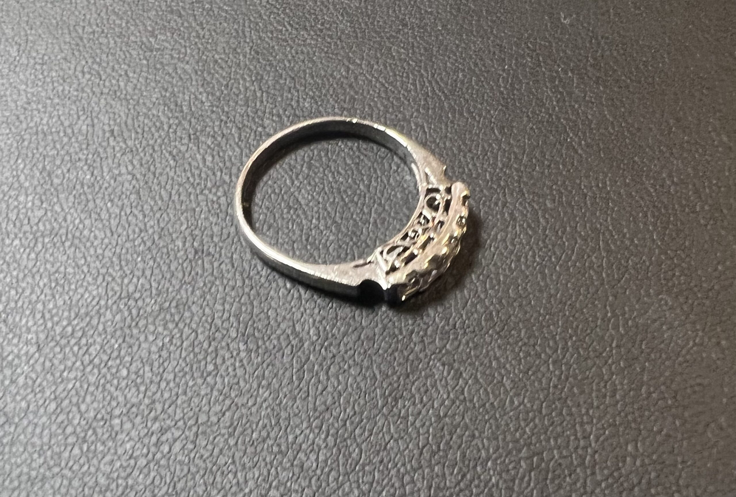 サイズ直ししたプラチナ(Pt850)婚約指輪をお買取！価格の相場は？