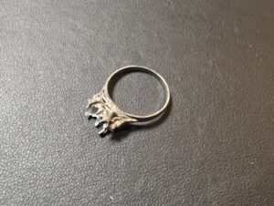 石が取れたプラチナ(Pt850)婚約指輪をお買取！価格の相場は？