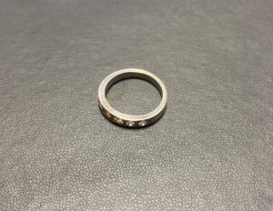 婚約指輪の買取価格は?プラチナ・ダイヤモンドの相場と査定ポイントを解説